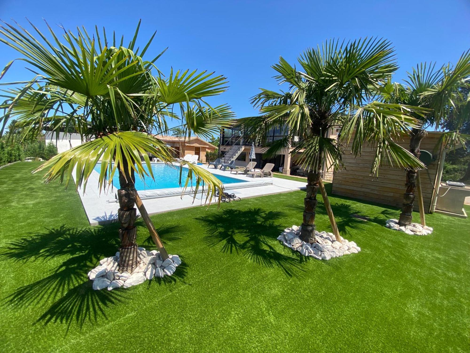 Studio Chez L'Habitant Avec Piscine Commune Grieges Bagian luar foto
